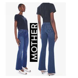 MOTHER The Weekender Fray Jeans Size 27 Mid Rise Flare Mint Condition WASH